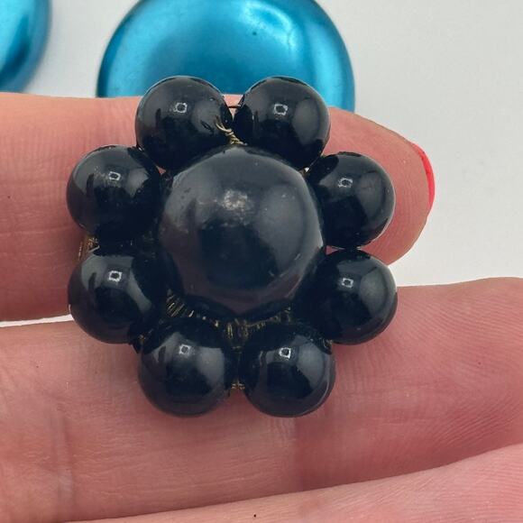 Vintage Lot Of 3 Japan And West Germany Clip On Cluster‎ And Solid Earrings - Picture 8 of 11